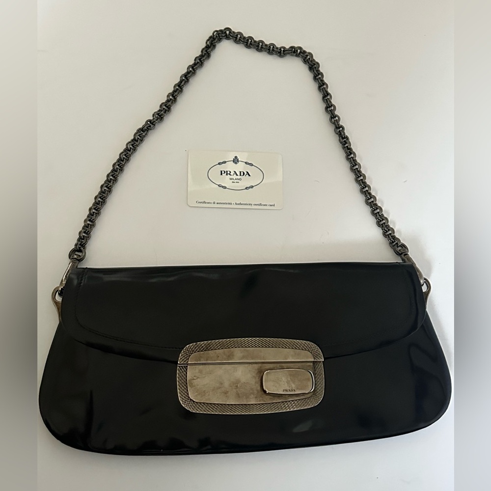 Prada patent leather shoulder chain bag